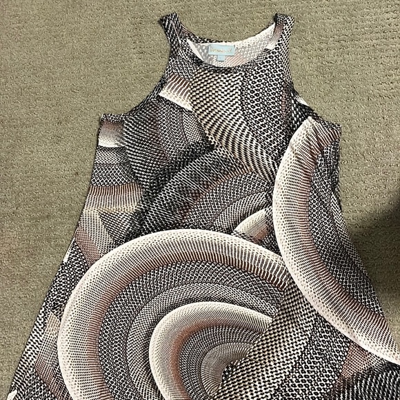 Swing dress patterns - Picture 1 of 3